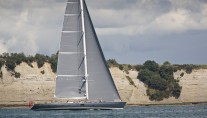 Silvertip superyacht - Photo by Dubois